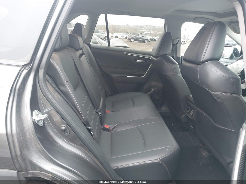 VIN 2T3A1RFV1RC408381 2024 TOYOTA RAV4 XLE PREMIUM