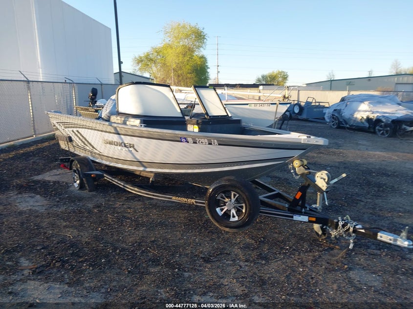 2021 SMOKER-CRAFT 17FT auction photo 1