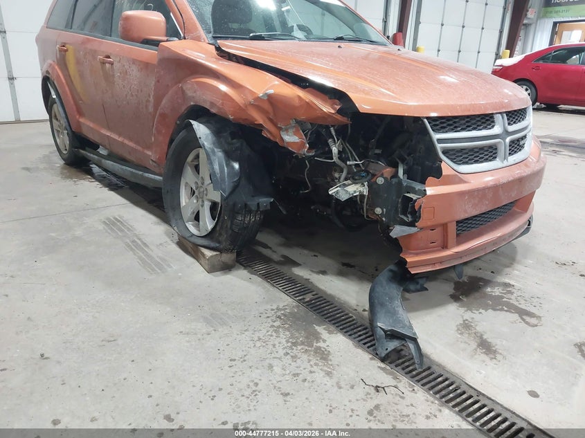 3D4PH1FG8BT521090 2011 Dodge Journey 3.6 Mainstreet orange