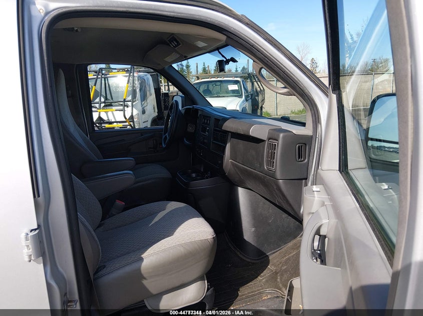 2014 Chevrolet Express 3500 Lt