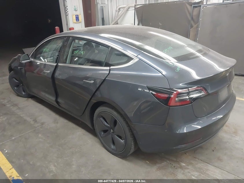 2018 Tesla Model 3 Long Range/Mid Range