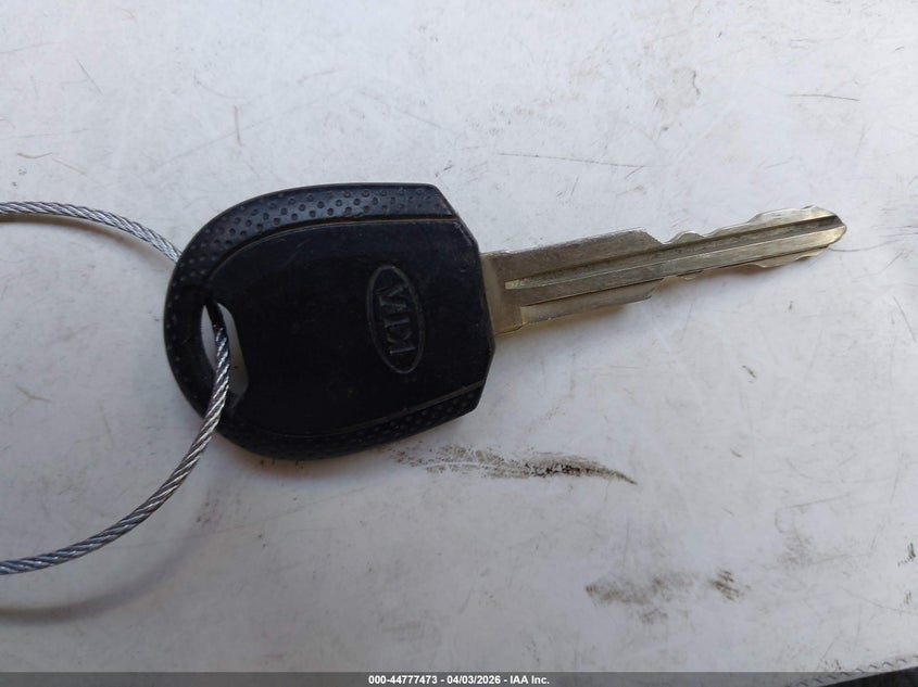 2004 Kia Sedona Ex/Lx VIN: KNDUP131846593276 Lot: 44777473