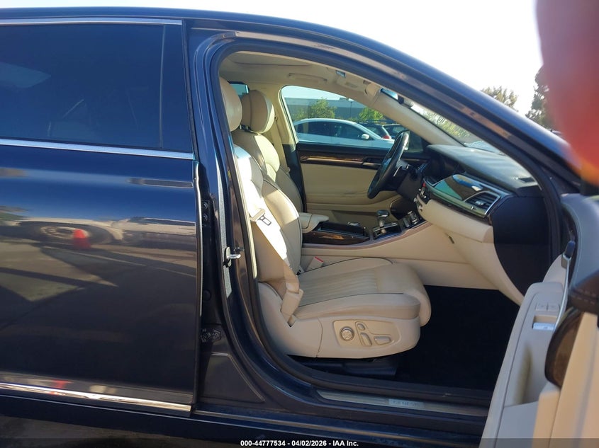 2017 Genesis G90 5.0 Ultimate