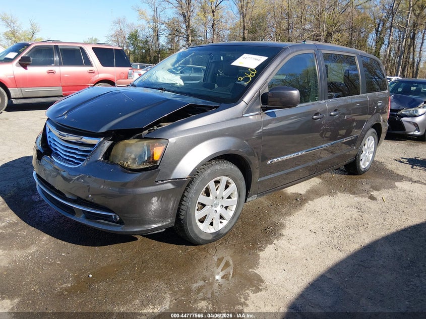 2016 Chrysler Town & Country Touring