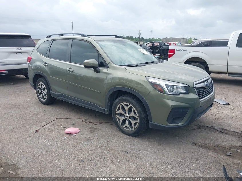Vin: jf2skajc7lh550756, lot: 45274873, subaru forester premium 2020 img_1