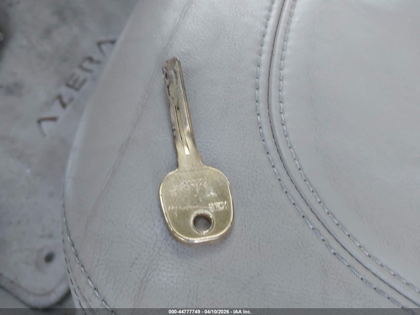 2006 Hyundai Azera Limited/Se VIN: KMHFC46FX6A094911 Lot: 44777749