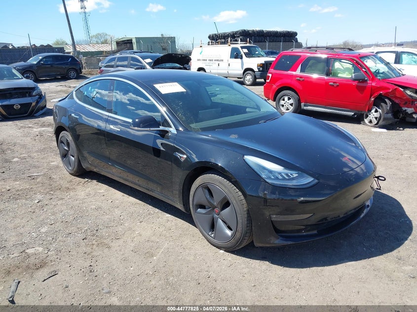 2018 Tesla Model 3 Long Range/Mid Range