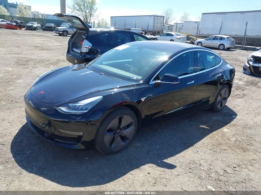 2018 Tesla Model 3 Long Range/Mid Range