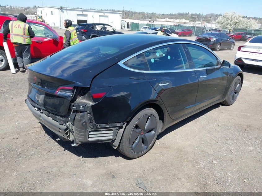 2018 Tesla Model 3 Long Range/Mid Range
