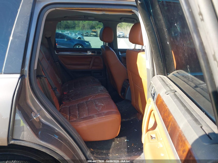 2008 Volkswagen Touareg 2 V8 Fsi VIN: WVGCB77L48D002382 Lot: 44777826