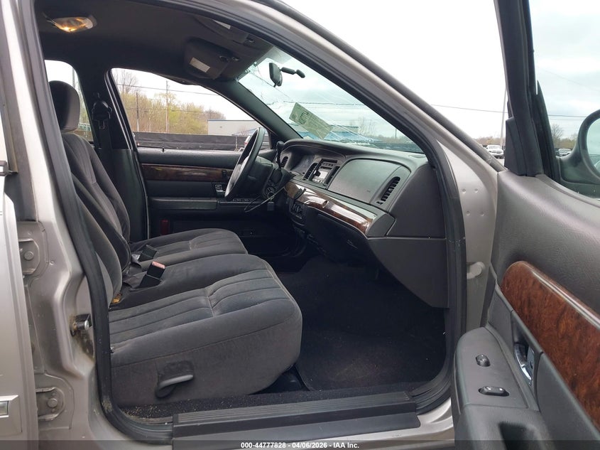 2007 Mercury Grand Marquis Gs