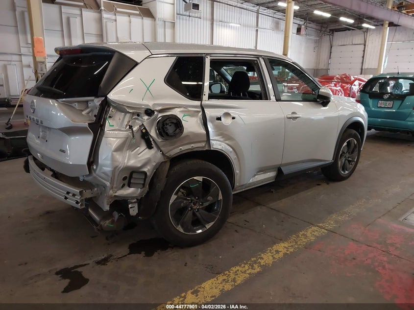 2025 NISSAN ROGUE auction photo 4