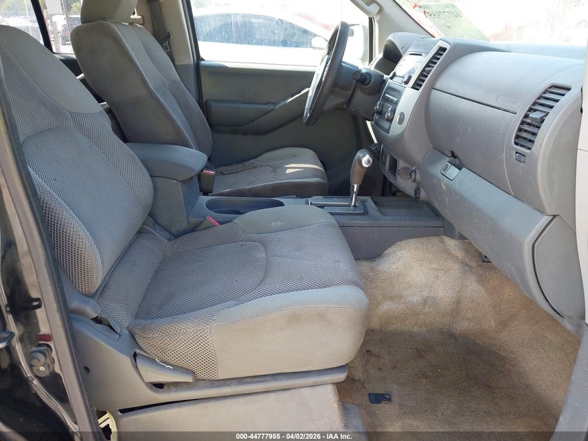 2013 Nissan Frontier Sv