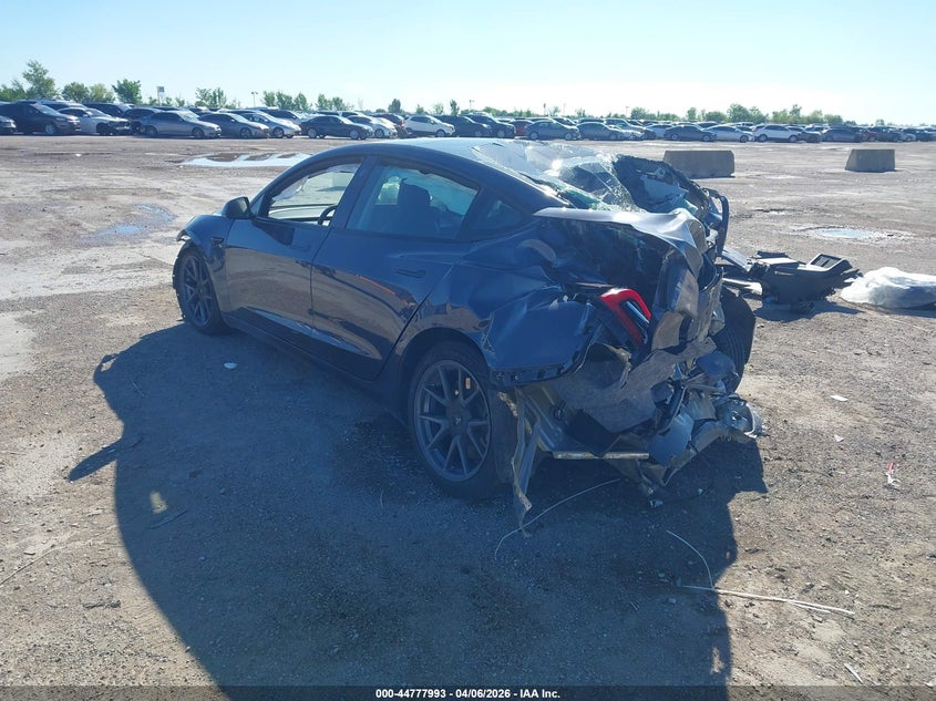 2022 TESLA MODEL 3 auction photo 3
