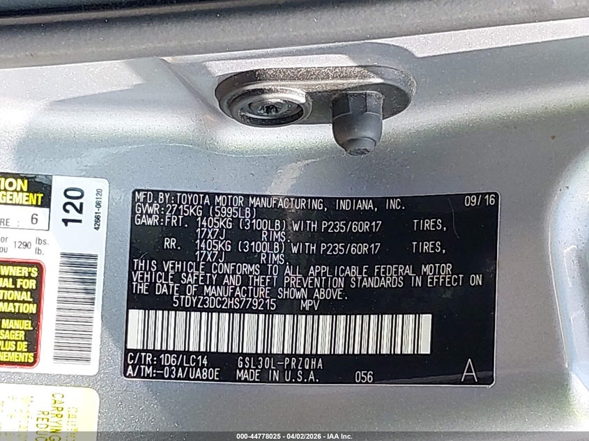 VIN 5TDYZ3DC2HS779215 2017 TOYOTA SIENNA XLE PREMIUM 8 PASSENGER