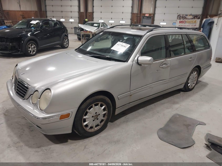 2002 Mercedes-Benz E 320 4M