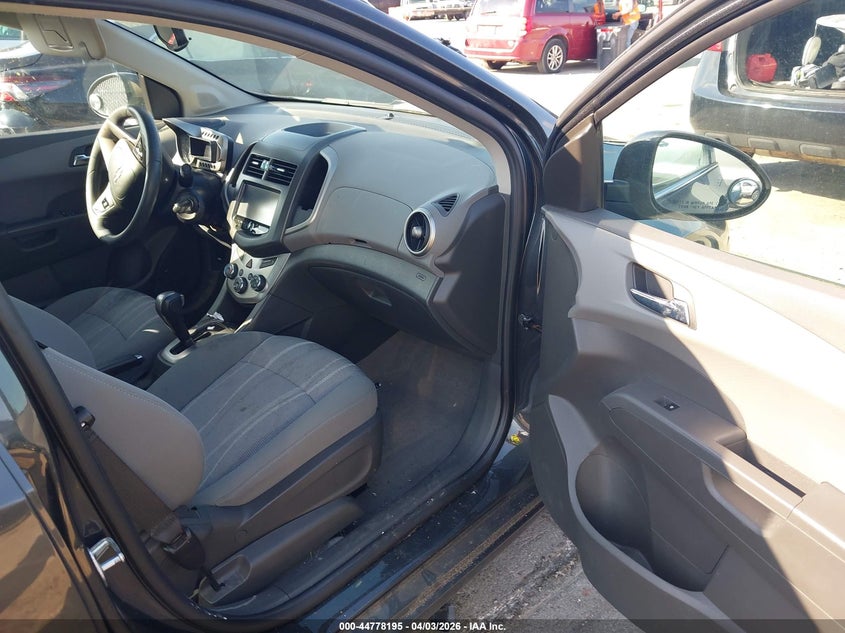 2016 Chevrolet Sonic Lt Auto