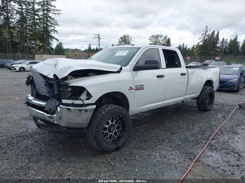 2015 Ram 3500 Ram Slt white Lot 111044778205 Vin 3C63R3HL0FG644158