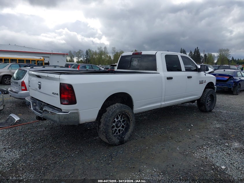 3C63R3HL0FG644158 2015 Ram 3500 Ram Slt white
