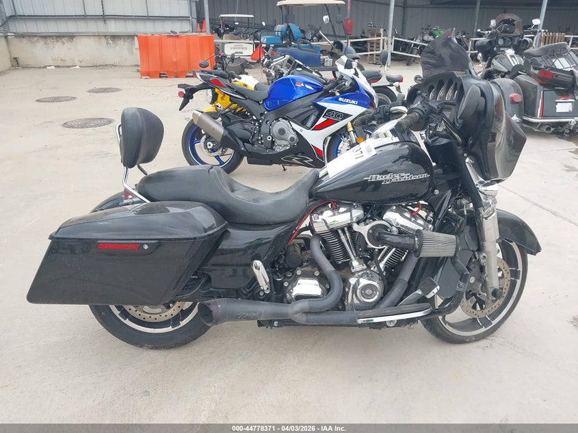 2018 Harley-Davidson Flhx Street Glide VIN: 1HD1KBC1XJB685935 Lot: 44778371