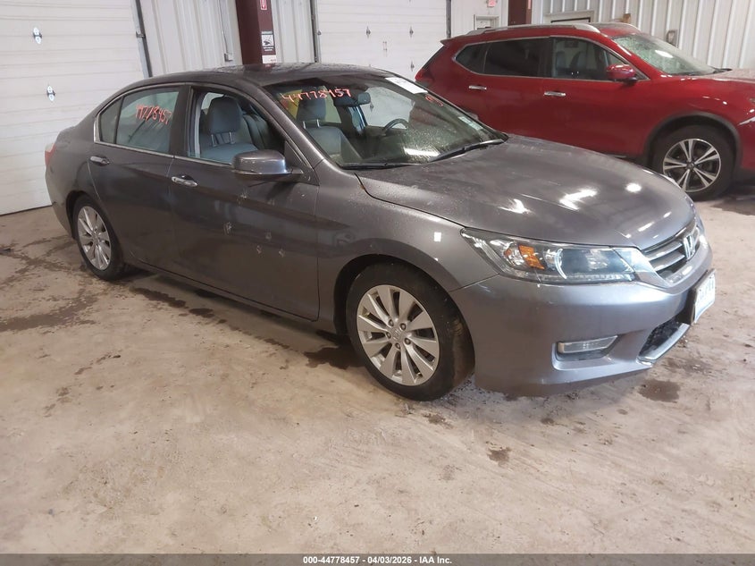 2013 HONDA ACCORD auction photo 1