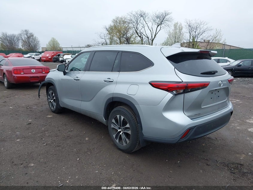 2020 Toyota Highlander Xle