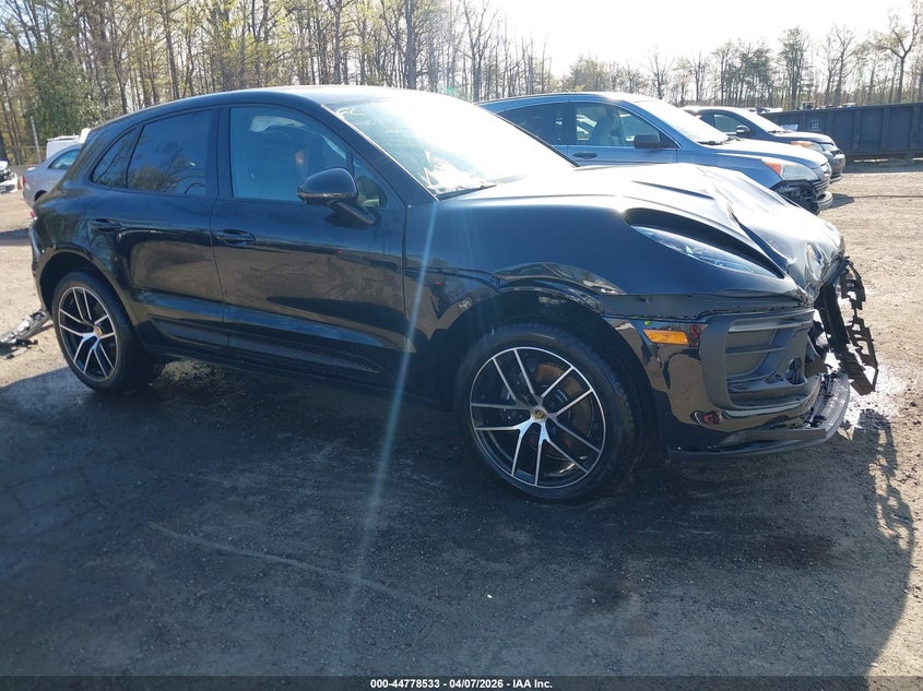 2025 Porsche Macan T