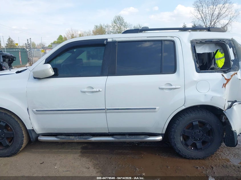 2011 Honda Pilot Touring VIN: 5FNYF4H9XBB074963 Lot: 44778546
