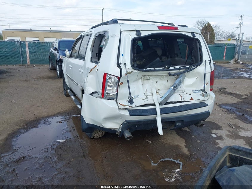 2011 Honda Pilot Touring VIN: 5FNYF4H9XBB074963 Lot: 44778546