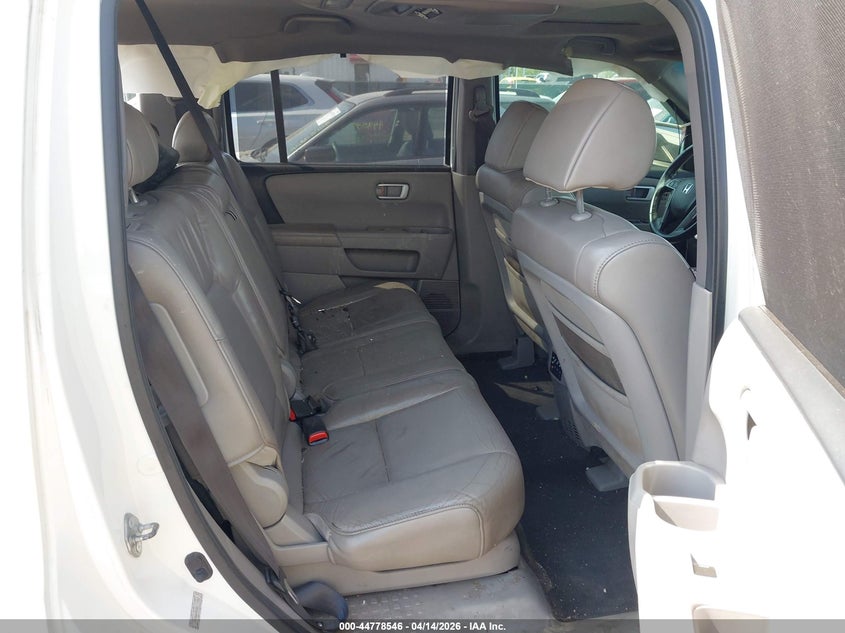 2011 Honda Pilot Touring VIN: 5FNYF4H9XBB074963 Lot: 44778546