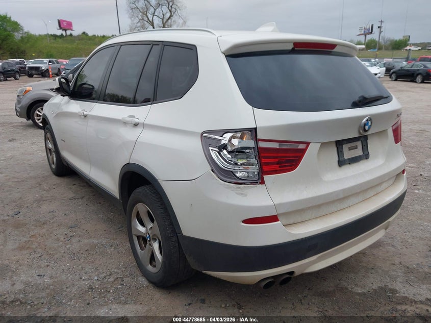 2011 BMW X3 xDrive28I #3