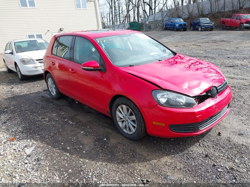2010 Volkswagen Golf 4-Door