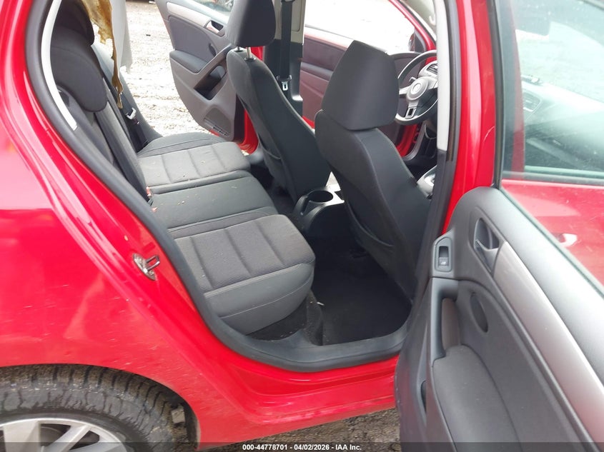 2010 Volkswagen Golf 4-Door VIN: WVWDA7AJ5AW242974 Lot: 44778701