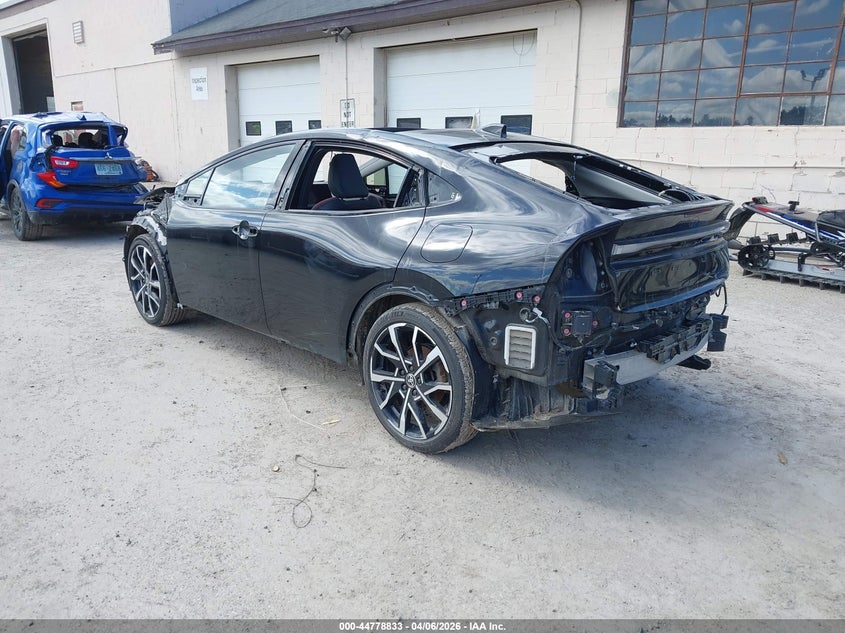2023 TOYOTA PRIUS PRIME auction photo 3