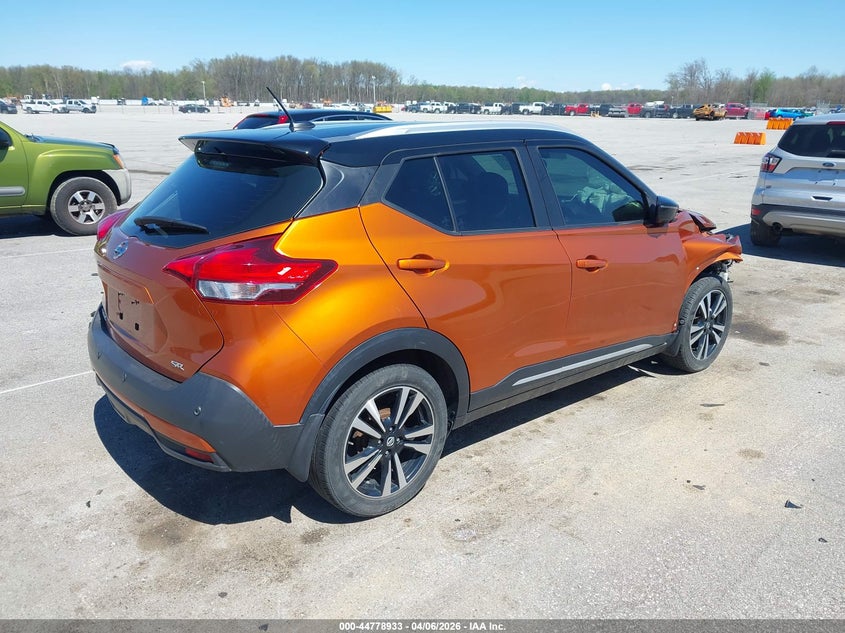 2020 Nissan Kicks Sr Xtronic Cvt
