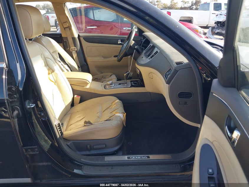 2011 Hyundai Genesis 4.6