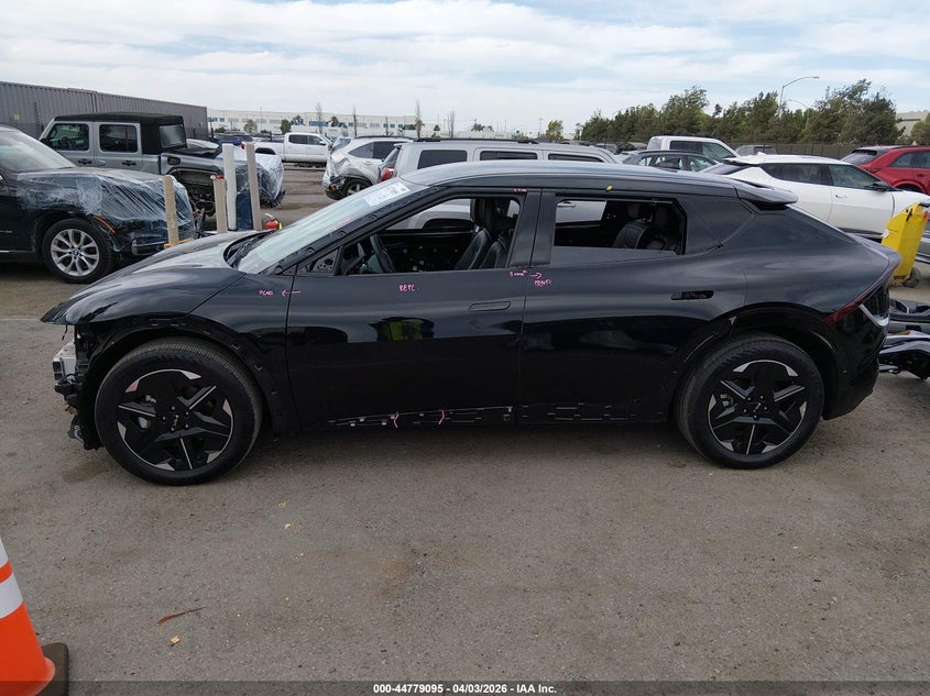2025 Kia Ev6 Wind VIN: 5XYC34JA2SG003725 Lot: 44779095