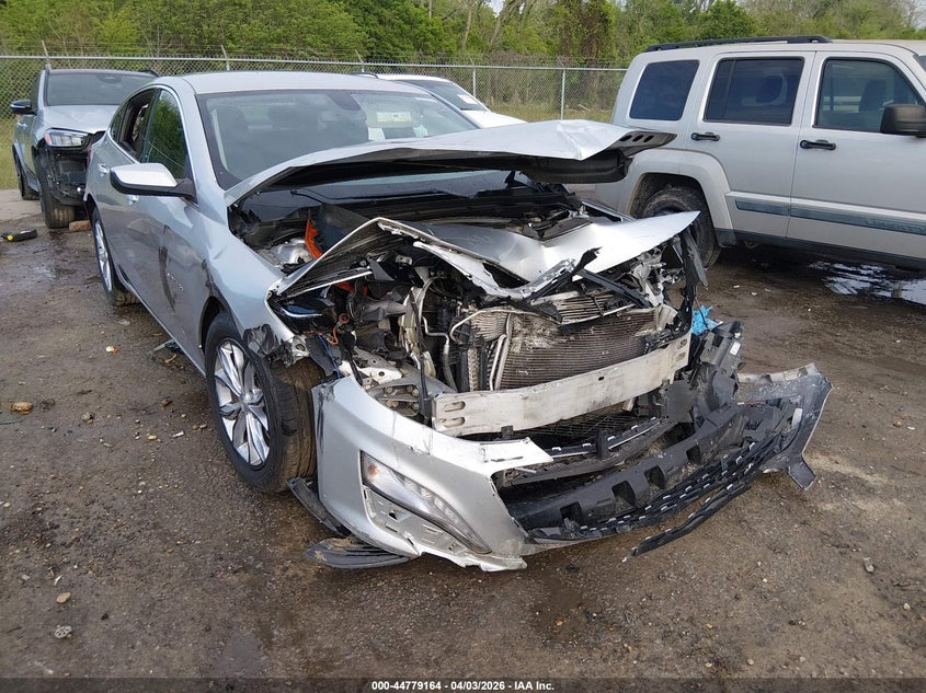 2022 Chevrolet Malibu FWD LT
