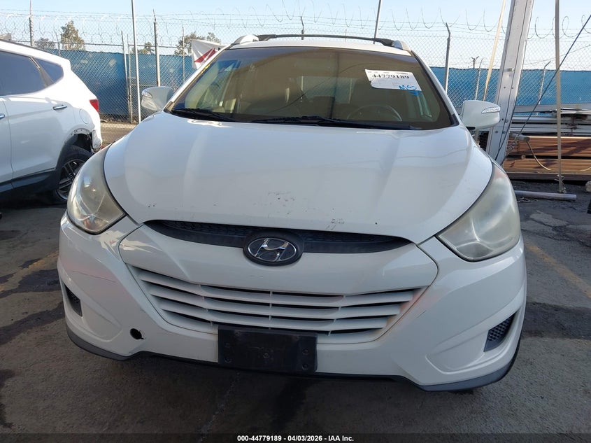 2012 Hyundai Tucson 2.4 Gls white Lot 111044779189 Vin KM8JUCAC3CU500214