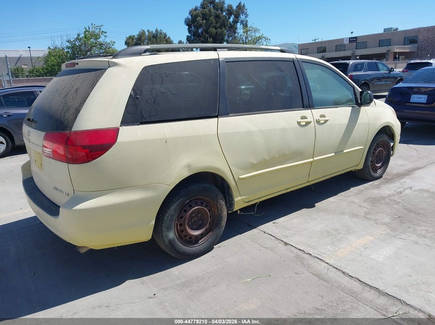 2004 Toyota Sienna Le