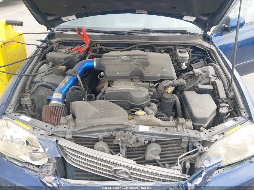 2001 Lexus Is 300 VIN: JTHBD182310002088 Lot: 44779217