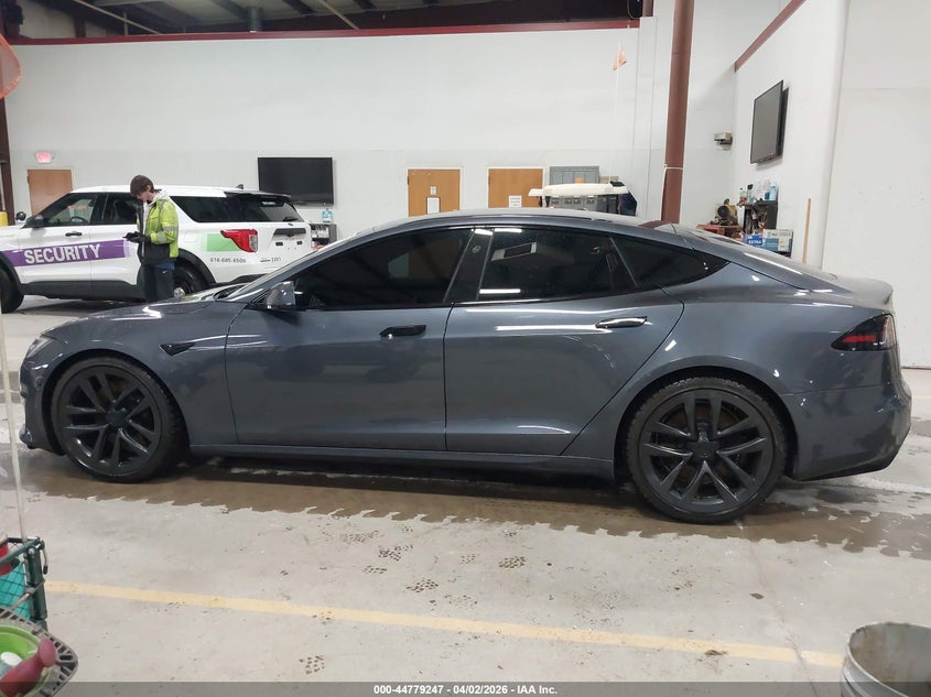 2022 Tesla Model S Dual Motor All-Wheel Drive VIN: 5YJSA1E57NF489831 Lot: 44779247