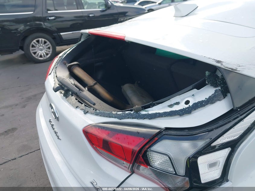 2020 Hyundai Veloster 2.0 VIN: KMHTG6AF8LU030788 Lot: 44779322