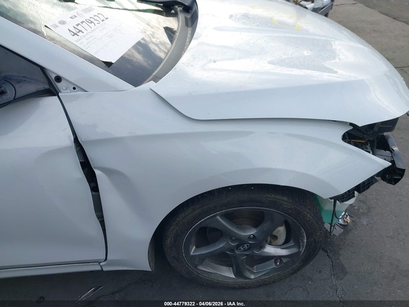 2020 Hyundai Veloster 2.0 VIN: KMHTG6AF8LU030788 Lot: 44779322