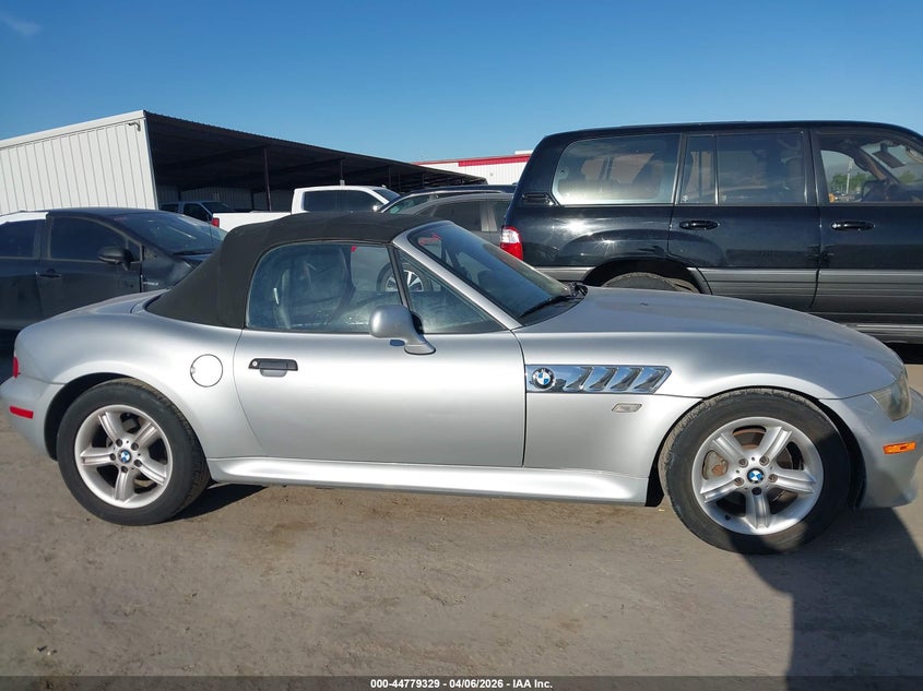 2000 BMW Z3 2.3 VIN: WBACH9341YLG18382 Lot: 44779329