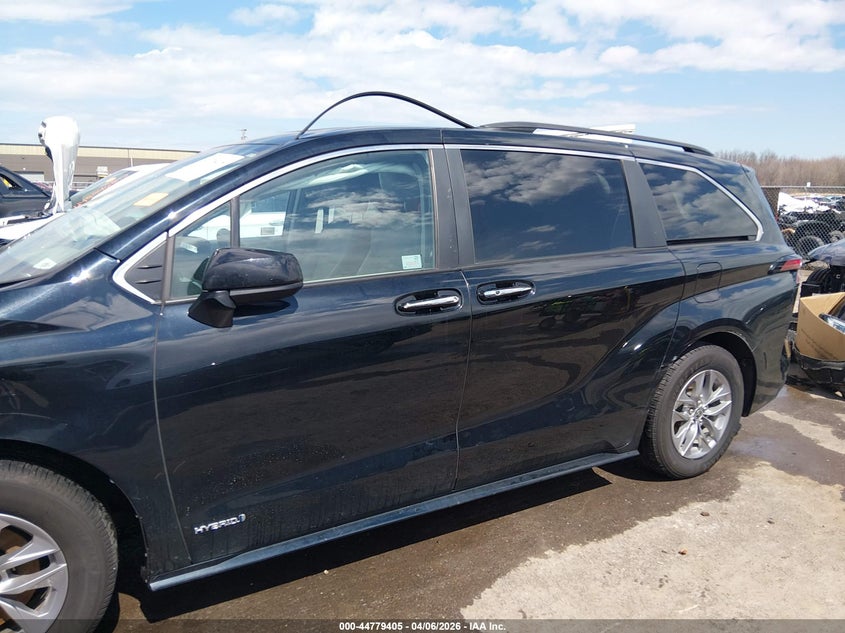 2021 Toyota Sienna Xle VIN: 5TDYSKFC5MS038384 Lot: 44779405