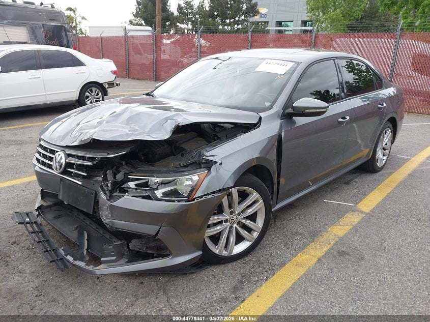 2019 Volkswagen Passat 2.0T Wolfsburg Edition