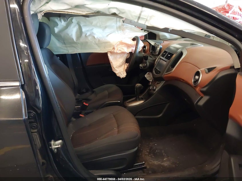 2015 Chevrolet Sonic Lt Auto