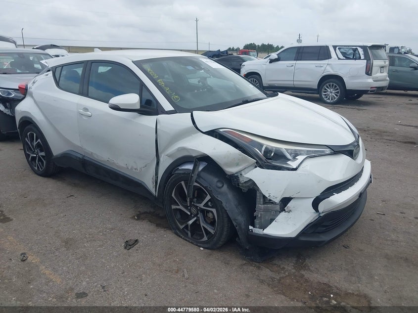 2018 TOYOTA C-HR XLE