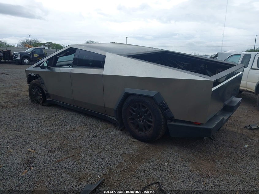 2024 TESLA CYBERTRUCK auction photo 3